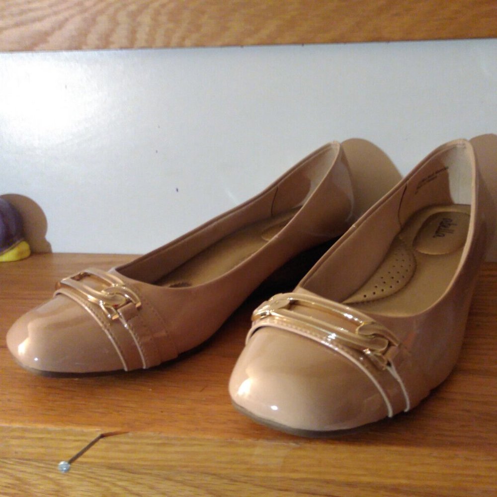 Abella by DSW Patent Nude Pink Blush Leather Wedge Heel Buckle Women US Size 6.5